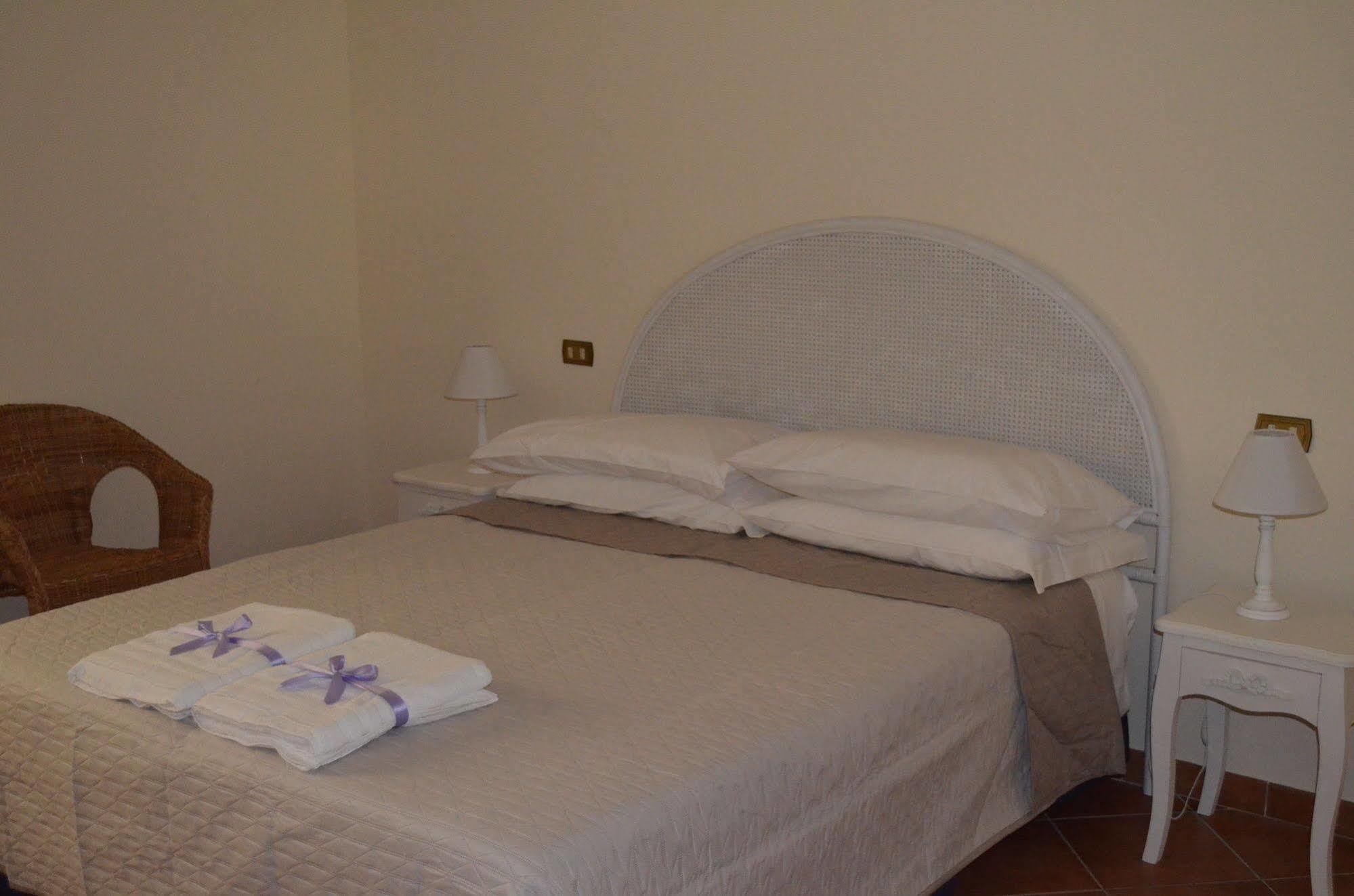 Agriturismo Villa Palentina Scurcola Marsicana Luaran gambar